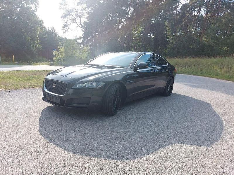 Schwarz Gebraucht 2018 Jaguar XF Prestige Limousine | 16.750 € (Etwas zu teuer) - Bild 1/4