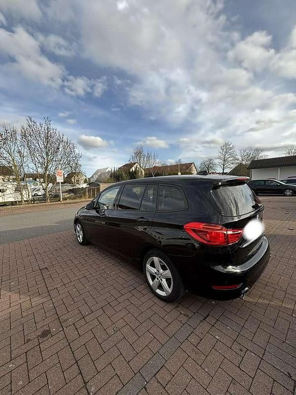 Gebraucht BMW 218 150 PS (110 kW) 2019 Schwarz Kombi