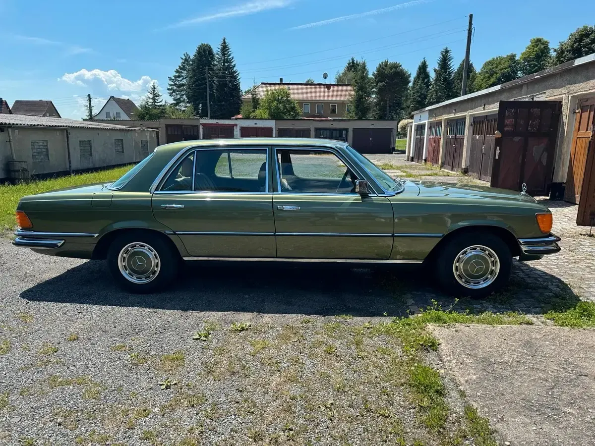 Gebraucht Mercedes 280 185 PS (136 kW) 1980 Grün Limousine