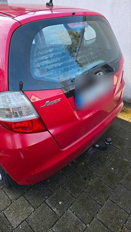Gebraucht Honda Jazz 90 PS (66 kW) 2009 Rot Kleinwagen