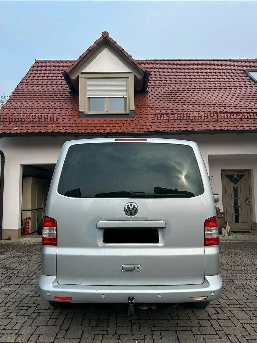 Gebraucht VW T5 133 PS (97 kW) 2008 Silber Van
