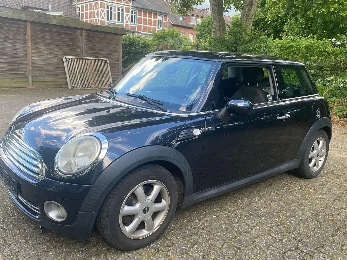 Gebraucht Mini Cooper 95 PS (69 kW) 2009 Schwarz Kleinwagen