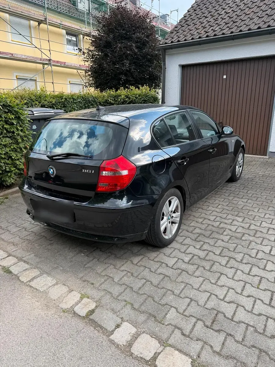 Gebraucht BMW 116 116 PS (85 kW) 2007 Schwarz Kleinwagen