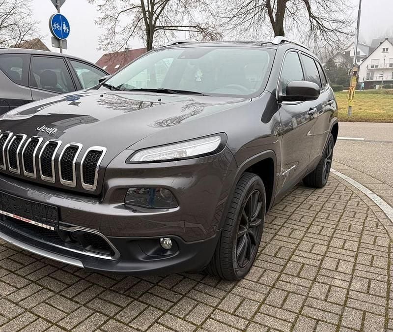Gebraucht Jeep Cherokee Limited 272 PS (200 kW) 2015 Braun SUV