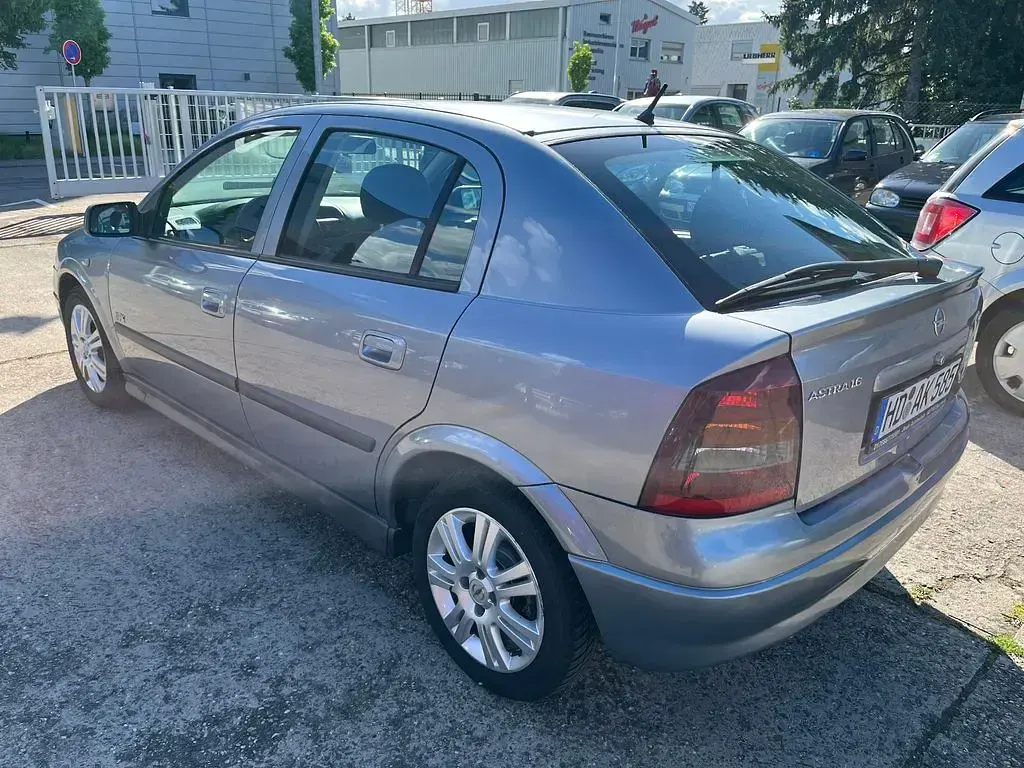 Gebraucht Opel Astra Njoy 101 PS (74 kW) 2003 Blau Limousine