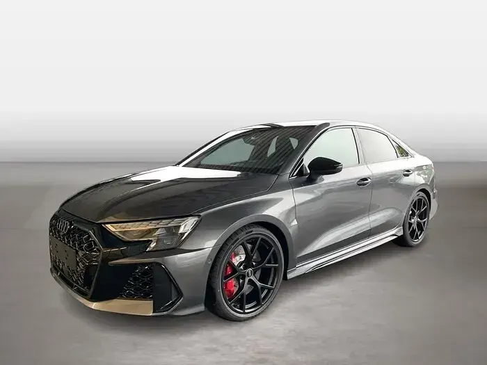 Gebraucht Audi RS3 Ambiente 400 PS (294 kW) 2026 Limousine