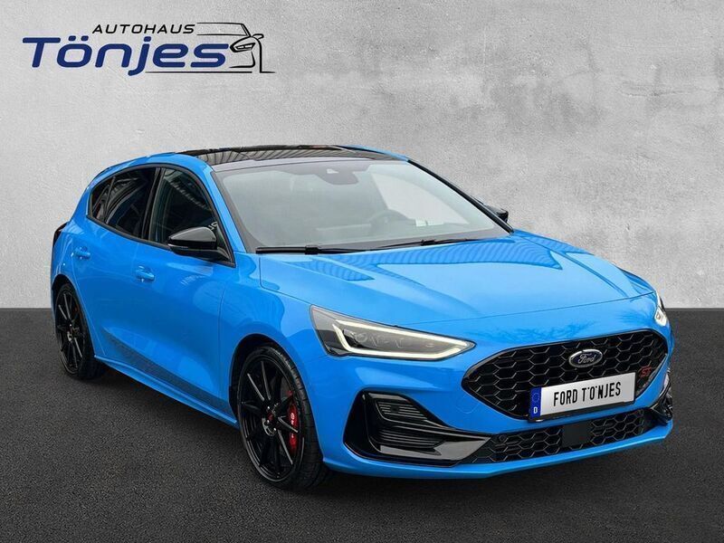 Blau Neu 2025 Ford Focus ST Limousine | 46.980 € (Teuer) - Bild 1/4