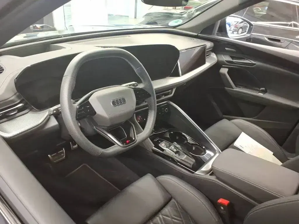 Gebraucht Audi Q5 Edition .1 204 PS (150 kW) 2025 Daytonagrau perleffekt SUV