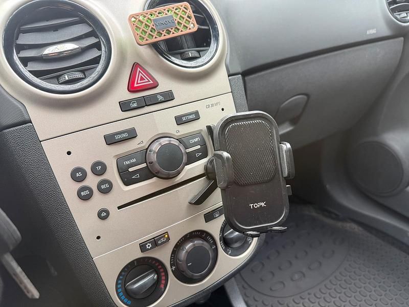 Second-hand Opel Corsa 80 CP (58 kW) 2008 Gri Hatchback