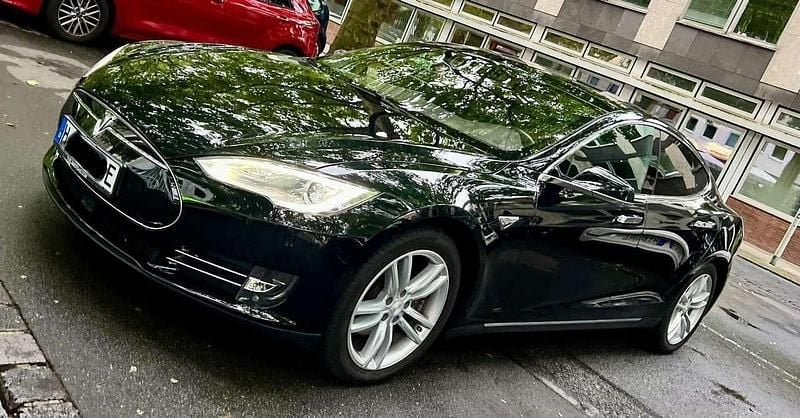 Gebraucht Tesla Model S 309 kW (421 PS) 2015 Kleinwagen