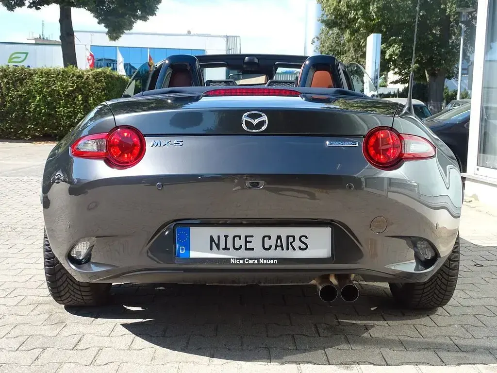 Gebraucht Mazda MX5 184 PS (135 kW) 2022 Grau Cabrio