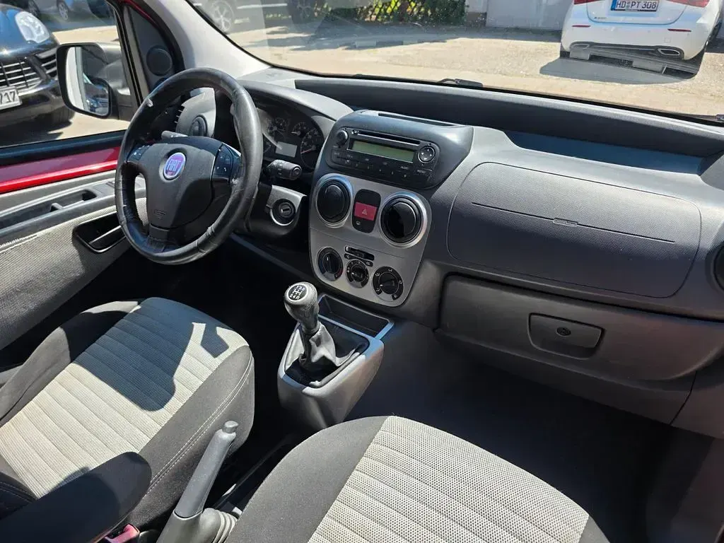 Gebraucht Fiat Qubo Dynamic 73 PS (53 kW) 2009 Rot Van / Kleinbus