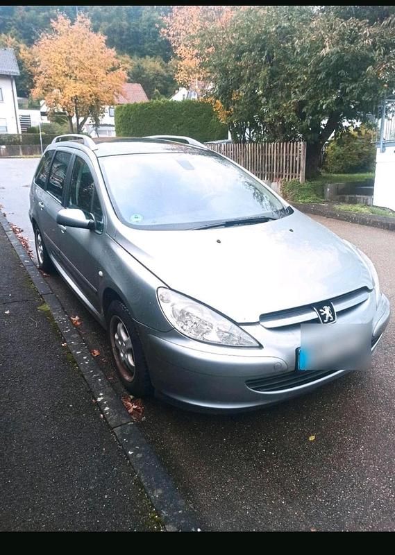 Silber Gebraucht 2005 Peugeot 307 Kombi | 500 € - Bild 1/4