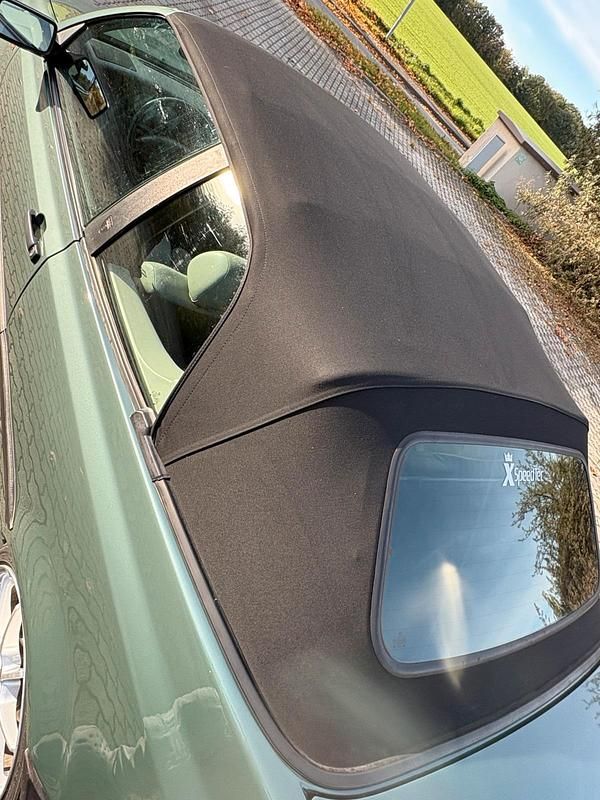 Gebraucht VW Golf Cabriolet 110 PS (80 kW) 1997 Grün Cabrio