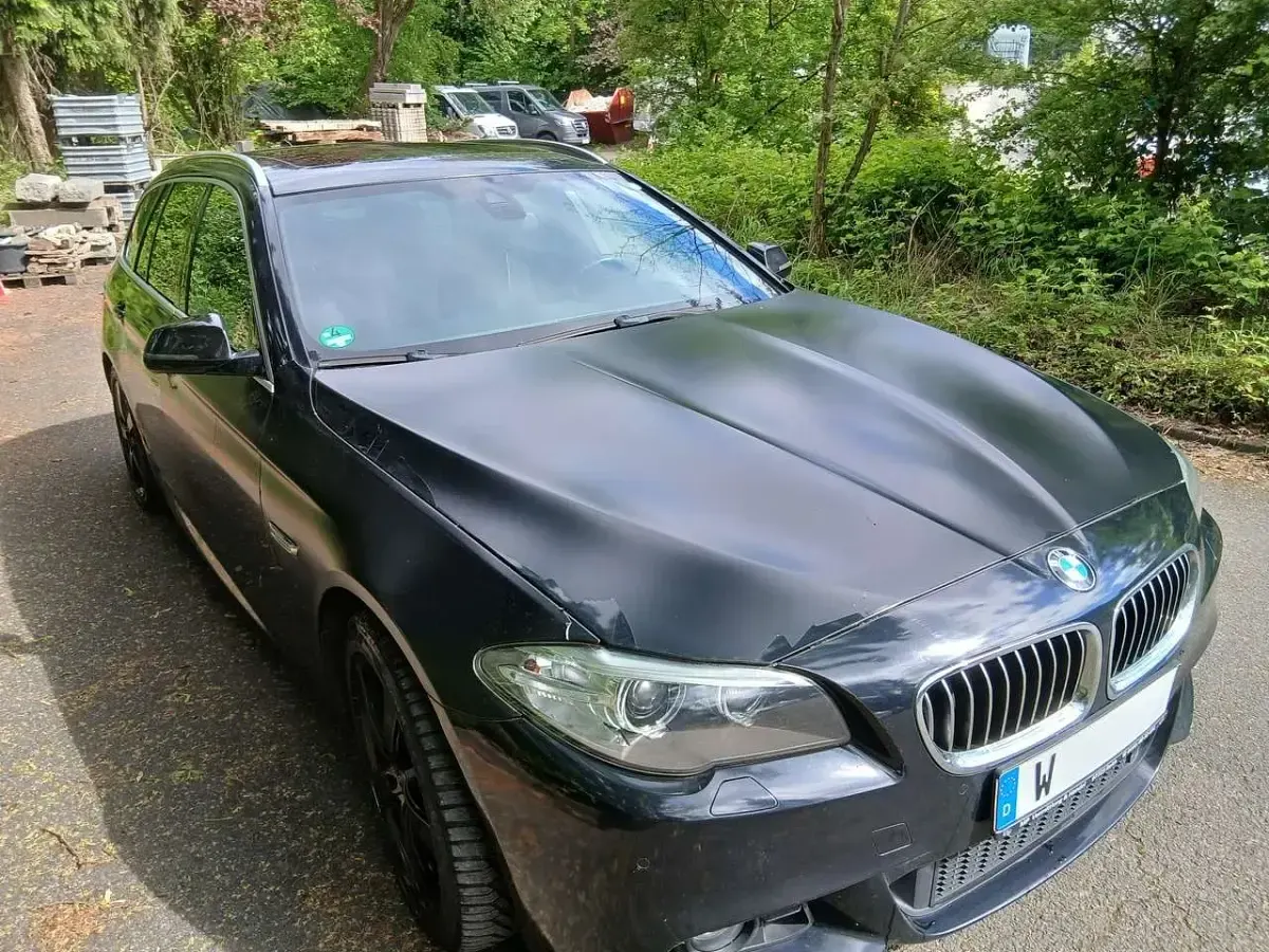 Gebraucht BMW 530 Sport Line 258 PS (189 kW) 2014 Kombi
