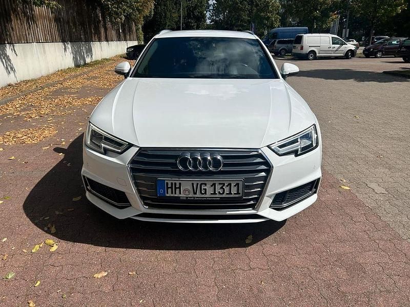 Gebraucht Audi A4 Sport 150 PS (110 kW) 2019 Weiß Kombi