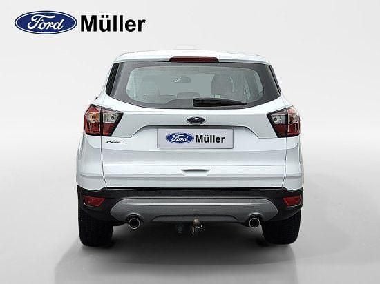 Używany Ford Kuga Trend 120 KM (88 kW) 2019 Biały SUV