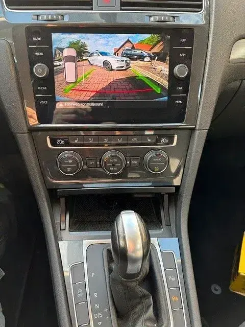 Second-hand VW Golf VII Comfortline 150 CP (110 kW) 2020 Alb Break