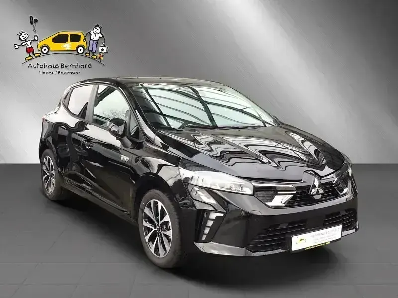 Gebraucht Mitsubishi Colt Plus 94 PS (69 kW) 2024 Onyxschwarz Kleinwagen