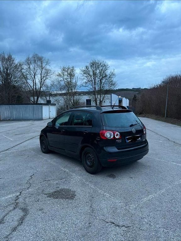 Gebraucht VW Golf Plus Cross S 122 PS (89 kW) 2008 Schwarz Van / Kleinbus