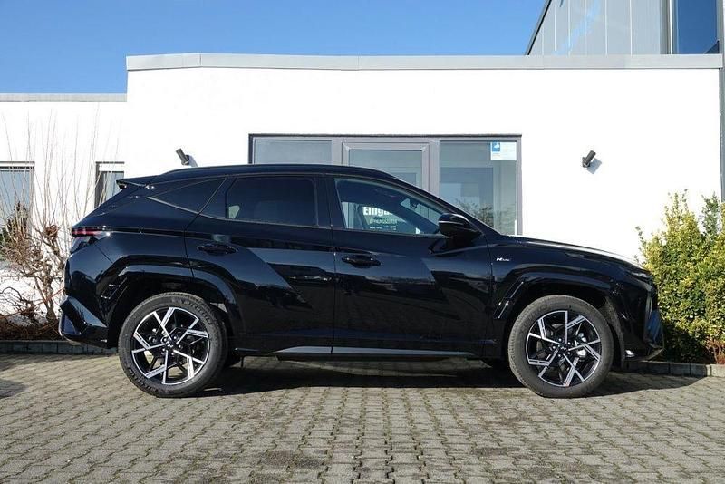 Neu Hyundai Tucson N Line 239 PS (175 kW) 2026 Abyss black SUV
