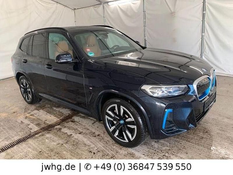Gebraucht BMW iX3 M Sport 210 kW (286 PS) 2022 Schwarz SUV