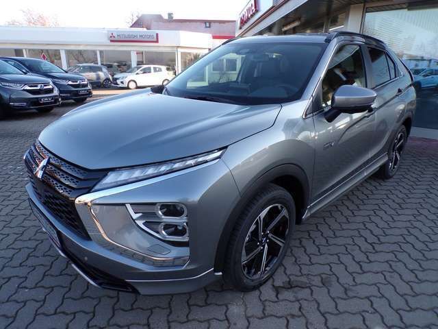 Platinum grau Gebraucht 2023 Mitsubishi Eclipse Cross Select SUV | 29.990 € (Etwas zu teuer) - Bild 1/4