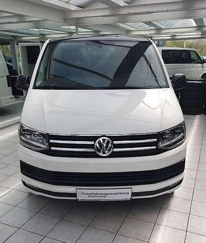 Gebraucht VW Multivan R 204 PS (150 kW) 2018 Candyweiß Van / Kleinbus