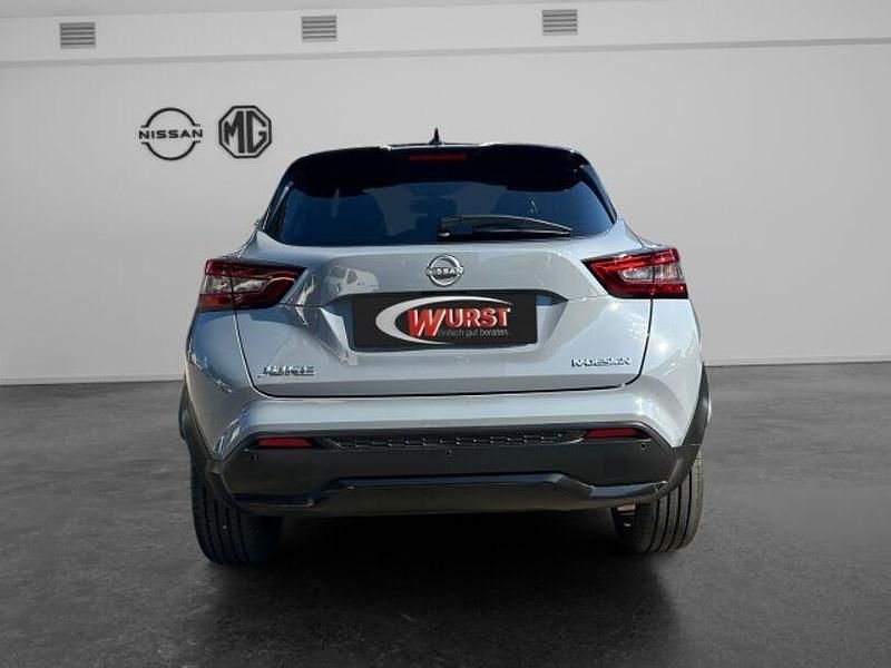 Gebraucht Nissan Juke 114 PS (83 kW) 2022 Ceramic grey p/black m SUV