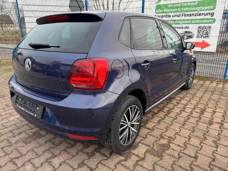 Gebraucht VW Polo Allstar 90 PS (66 kW) 2016 Blau Kleinwagen
