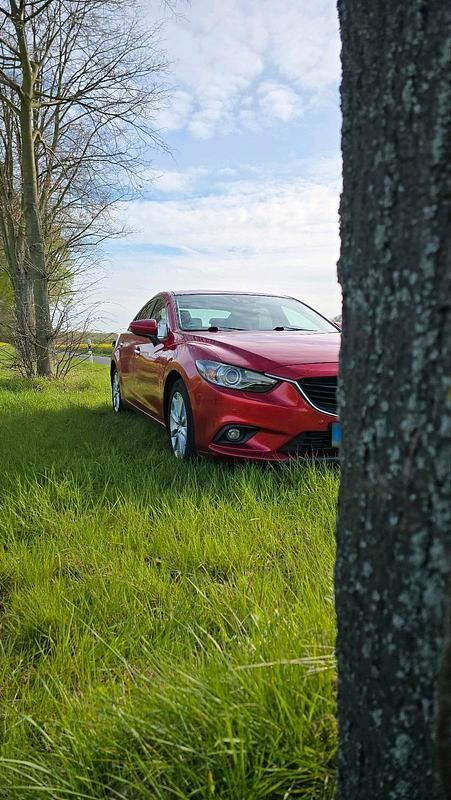Gebraucht Mazda 6 150 PS (110 kW) 2013 Rot Limousine