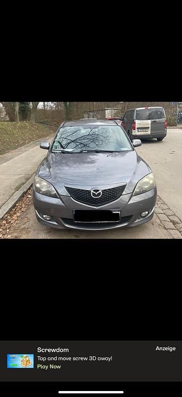 Grau Gebraucht 2004 Mazda 3 Kombi | 1.600 € - Bild 1/4