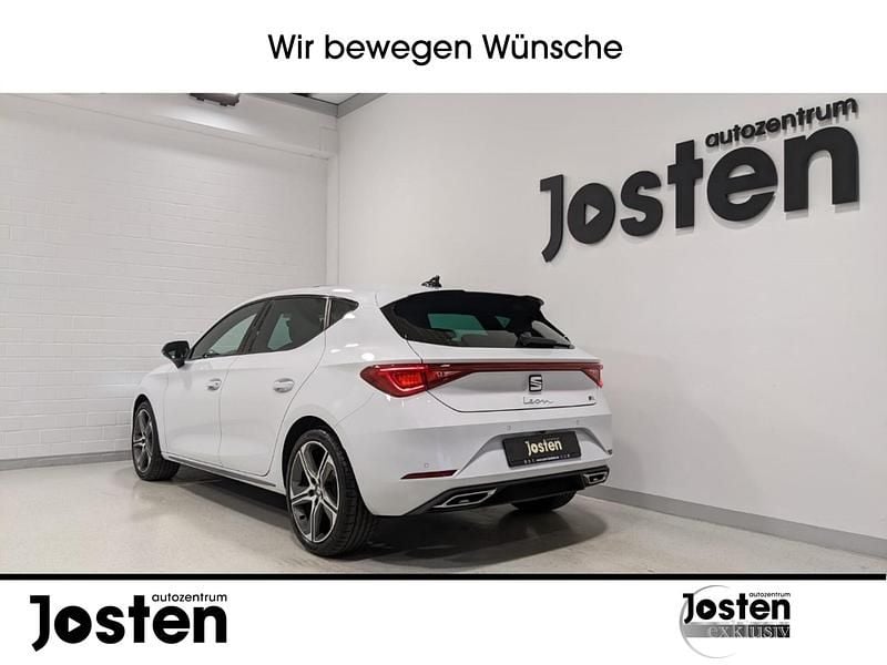 Gebraucht Seat Leon Beats 190 PS (139 kW) 2022 Nevada weiss Limousine