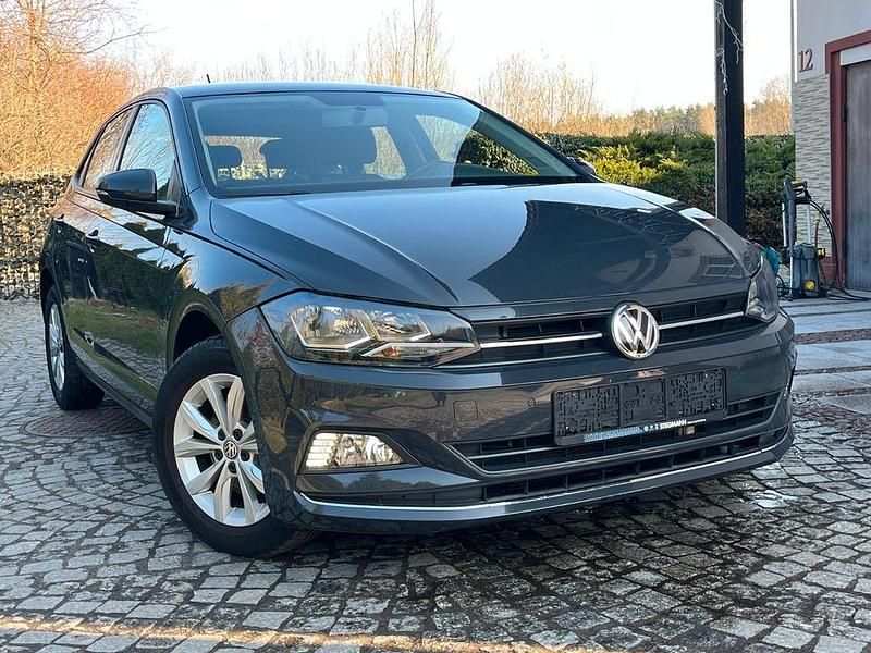 Gebraucht VW Polo Highline 95 PS (69 kW) 2019 Grau Kleinwagen