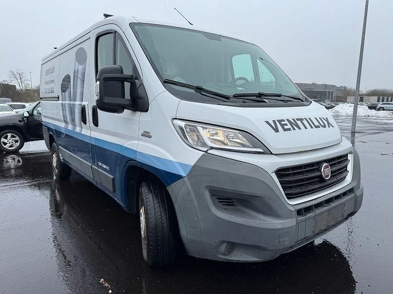 Gebraucht Fiat Ducato 131 PS (96 kW) 2015 Weiß Van