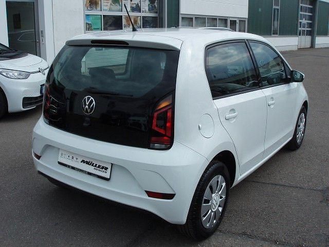 Second-hand VW up! 65 CP (47 kW) 2022 Alb Hatchback
