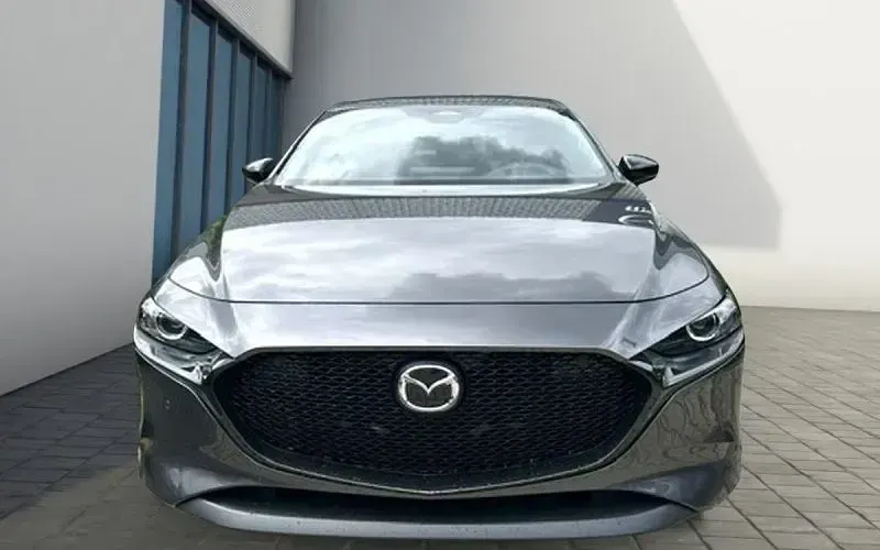 Neu Mazda 3 Nagisa 140 PS (102 kW) 2026 Grau Limousine