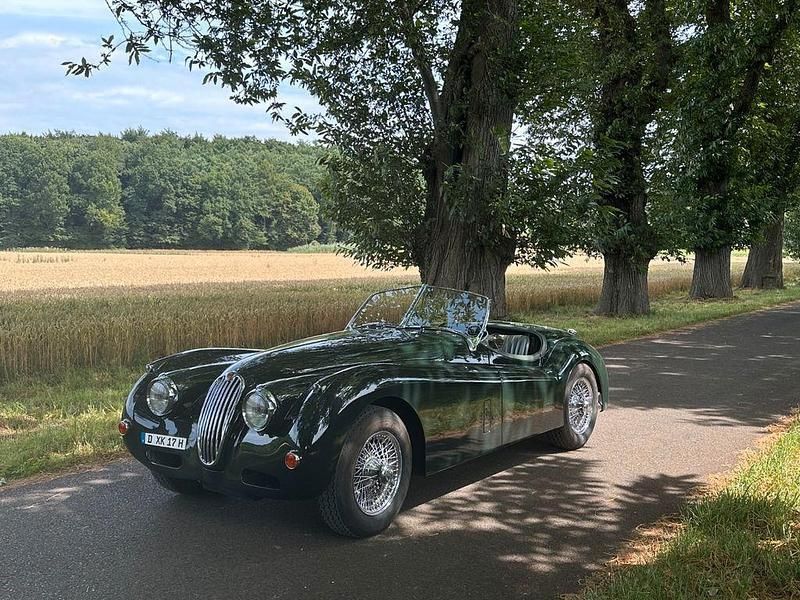 Grün Gebraucht 1956 Jaguar XK Cabrio | 130.000 € - Bild 1/4