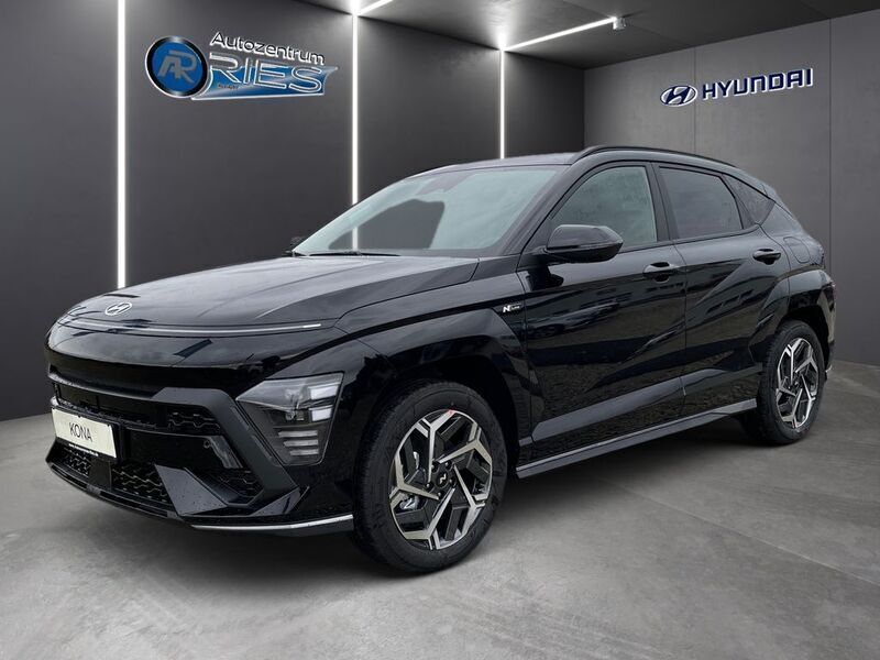 Schwarz Neu 2025 Hyundai Kona SUV | 33.710 € (Etwas zu teuer) - Bild 1/4
