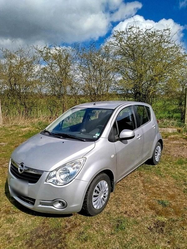 Second-hand Opel Agila 60 CP (44 kW) 2009 Argintiu Hatchback