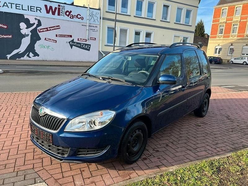 Blau Gebraucht 2011 Skoda Roomster Plus Edition Van / Kleinbus | 2.490 € (Etwas zu teuer) - Bild 1/4