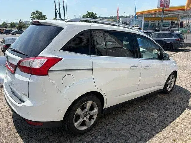 Gebraucht Ford Grand C-Max Titanium 150 PS (110 kW) 2017 Weiß Van / Kleinbus