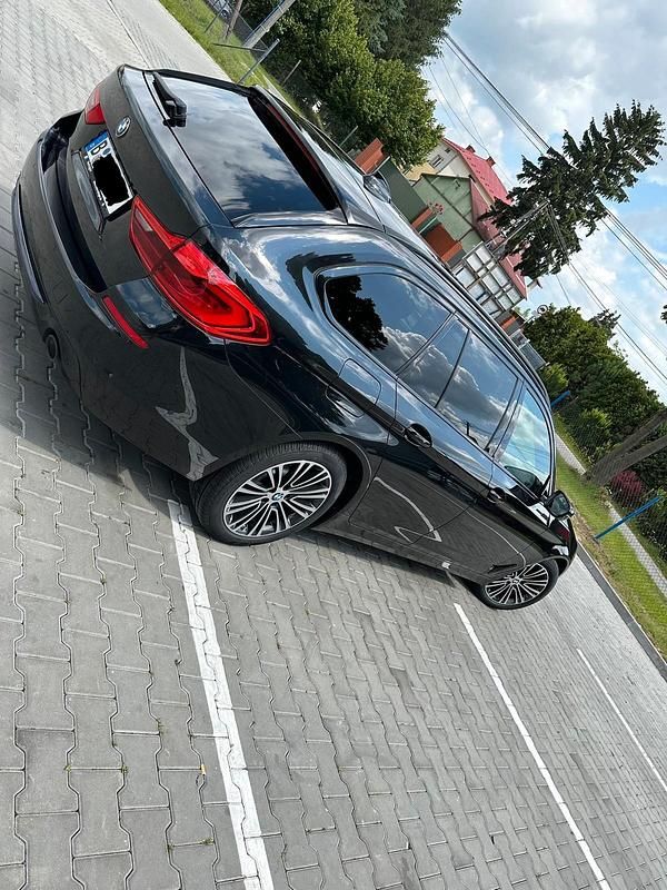 Second-hand BMW 520 Efficient Dynamics 184 CP (135 kW) 2019 Negru Break
