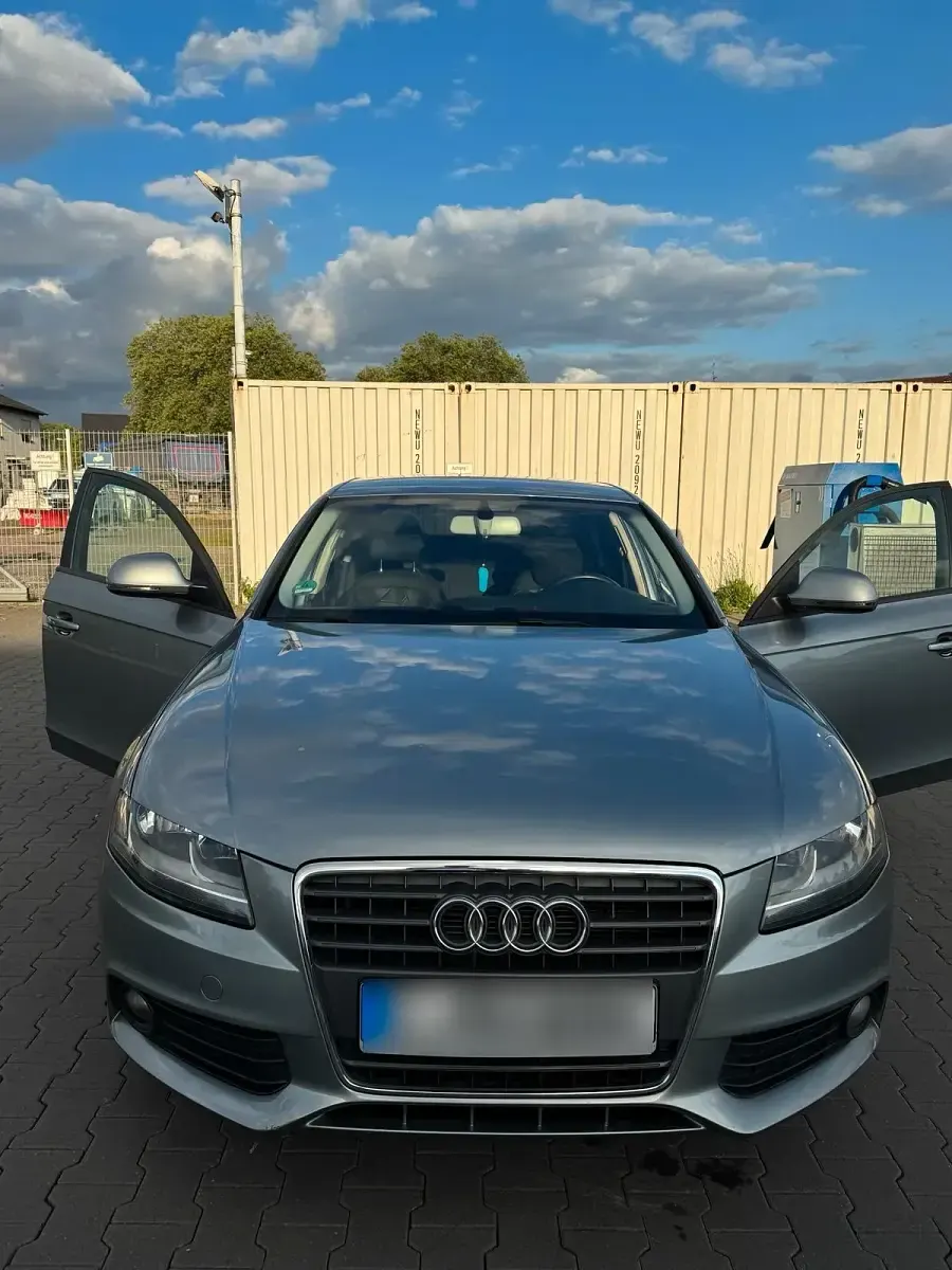 Gebraucht Audi A4 160 PS (117 kW) 2008 Grau Limousine