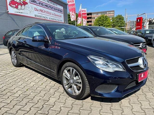 Gebraucht Mercedes E400 333 PS (244 kW) 2014 Blau Coupé