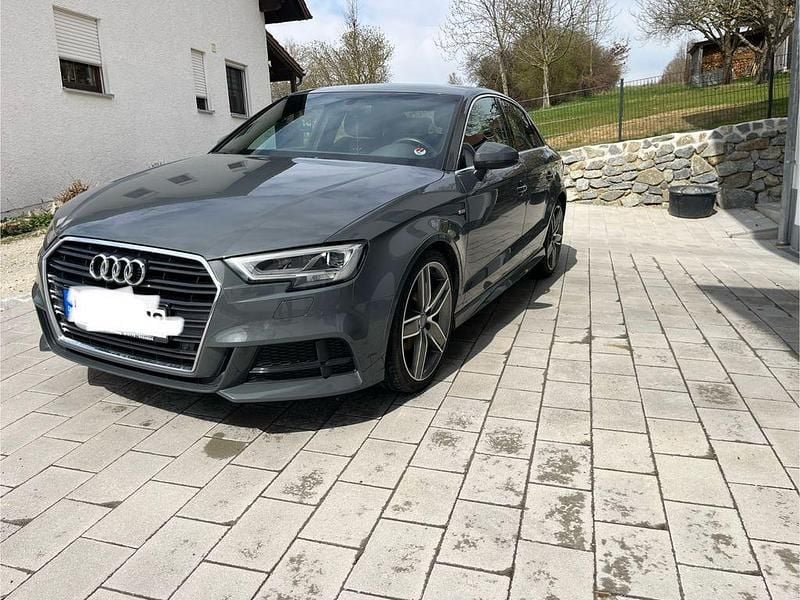 Gebraucht Audi A3 S-Line 150 PS (110 kW) 2017 Grau Limousine