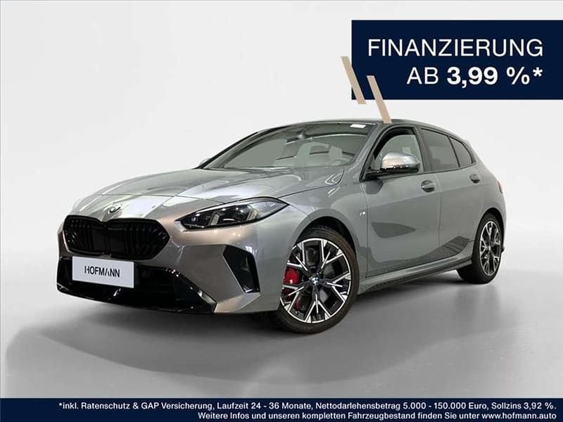 Skyscraper grau metallic Gebraucht 2024 BMW 120 M Sport Kleinwagen | 39.860 € (Fairer Preis) - Bild 1/4