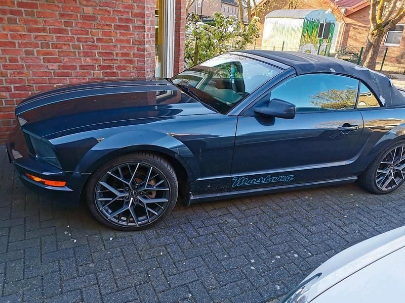 Gebraucht 2007 Ford Mustang Cabrio | 10.500 € - Bild 1/4