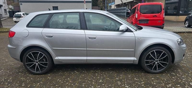 Gebraucht Audi A3 Ambiente 140 PS (102 kW) 2006 Silber Kleinwagen