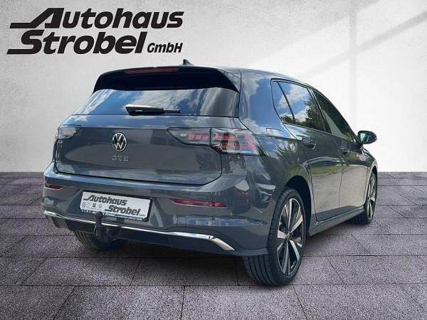 Neu VW Golf GTE 272 PS (200 kW) 2026 Grau (delfingrau metallic / schwarz uni (dachfarbe)) Limousine